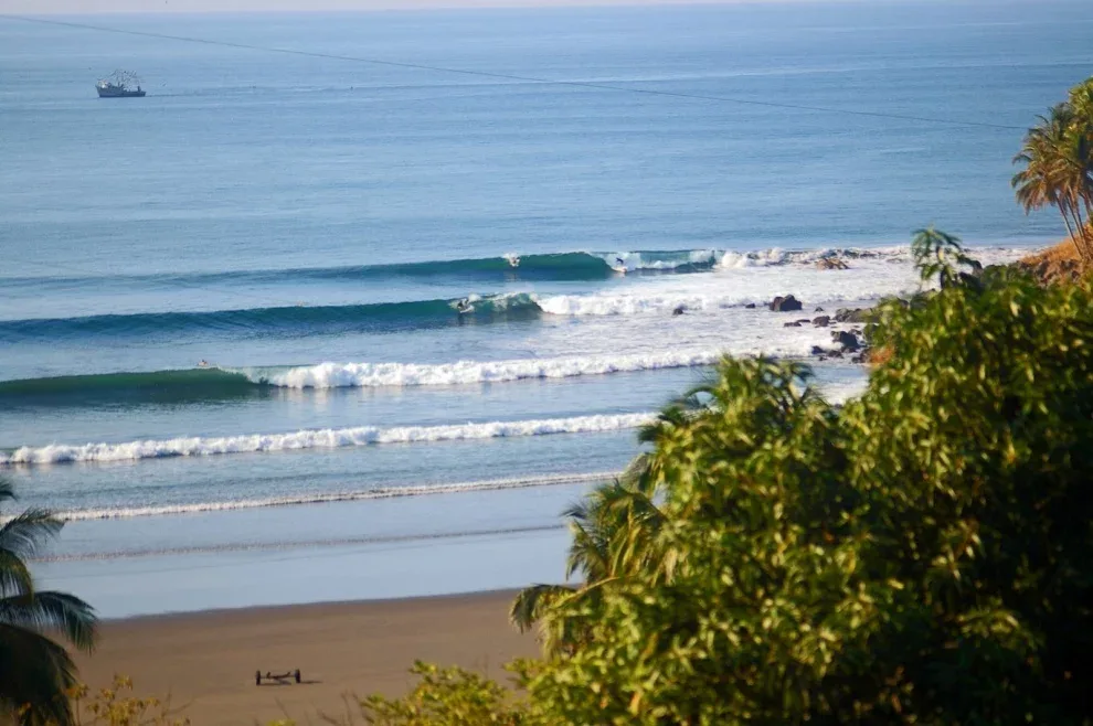 Surf Trip Las Flores · El Salvador